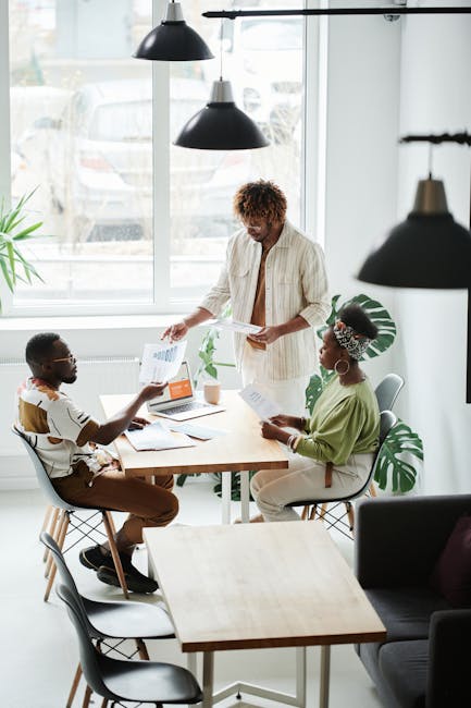 Colombian office workers taking movement breaks